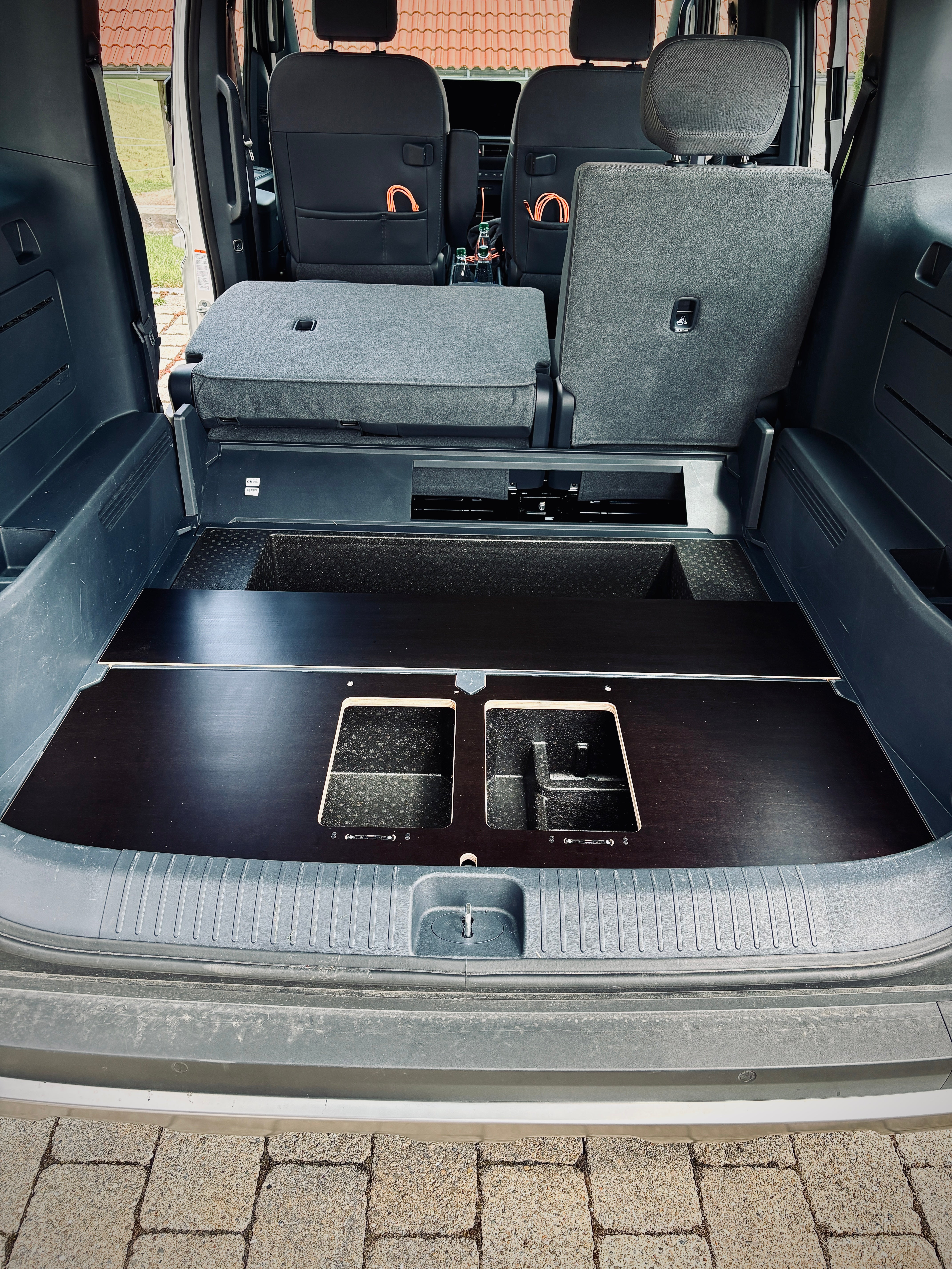 C-BOX one "premium" KIA PV5 Passenger